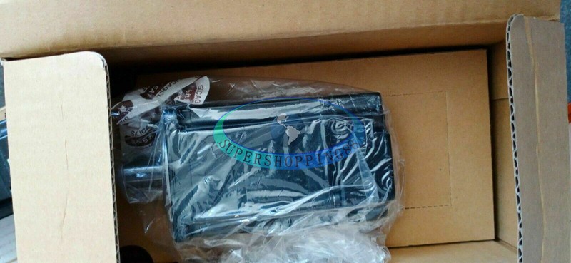 ONE NEW Yaskawa servo motor SGMAV-04ADA21