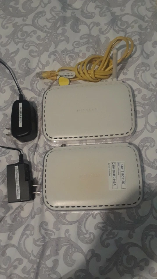 NETGEAR CMD31T Cable Modem + WGR614v10 (4 Port 10/100 54G) WiFi Wireless Router - Image 3 of 4