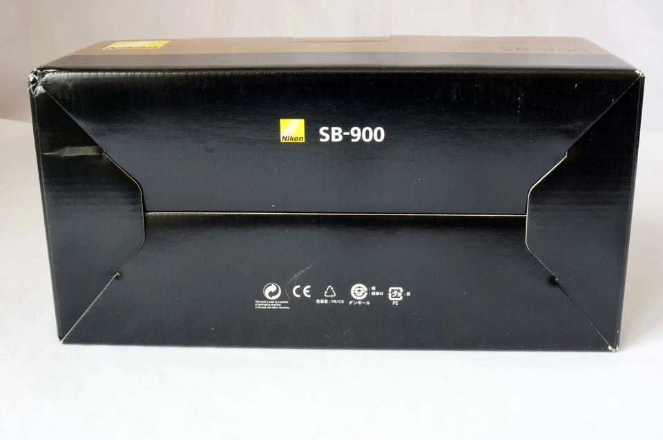 Nikon SB-900 AF Speedlight Flash for Nikon Digital SLR Cameras Brand New - Image 3 of 4