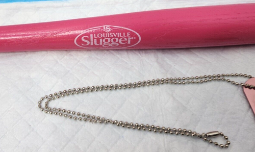 Mazza da baseball Striking Out Breast Cancer Louisville Slugger Mini 18" in legno rosa - Foto 4 di 7