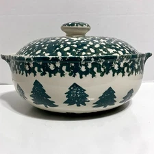 Tienshan Folk Craft Sponge Green Pine Tree Spongeware Casserole Dish With Lid