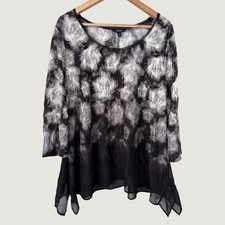 Simply Vera Vera Wang Tunic Top XL Grey Black Floral Sharkbite Fairycore Grunge