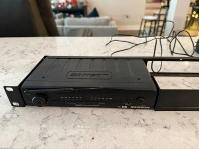 Samson Stage 5 SR5 Wireless System Lapel Microphone Rack Mount