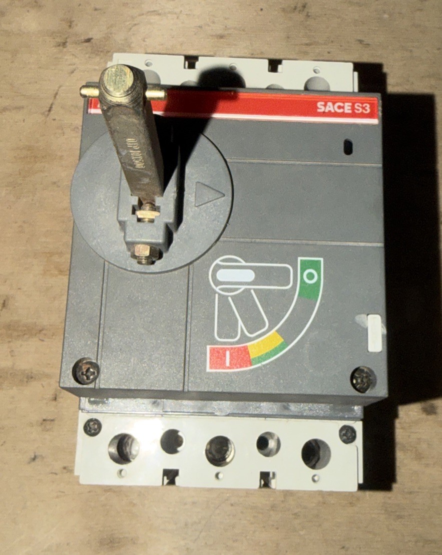 ABB SACE S3 S3H-D Case Switch USED **TESTED**