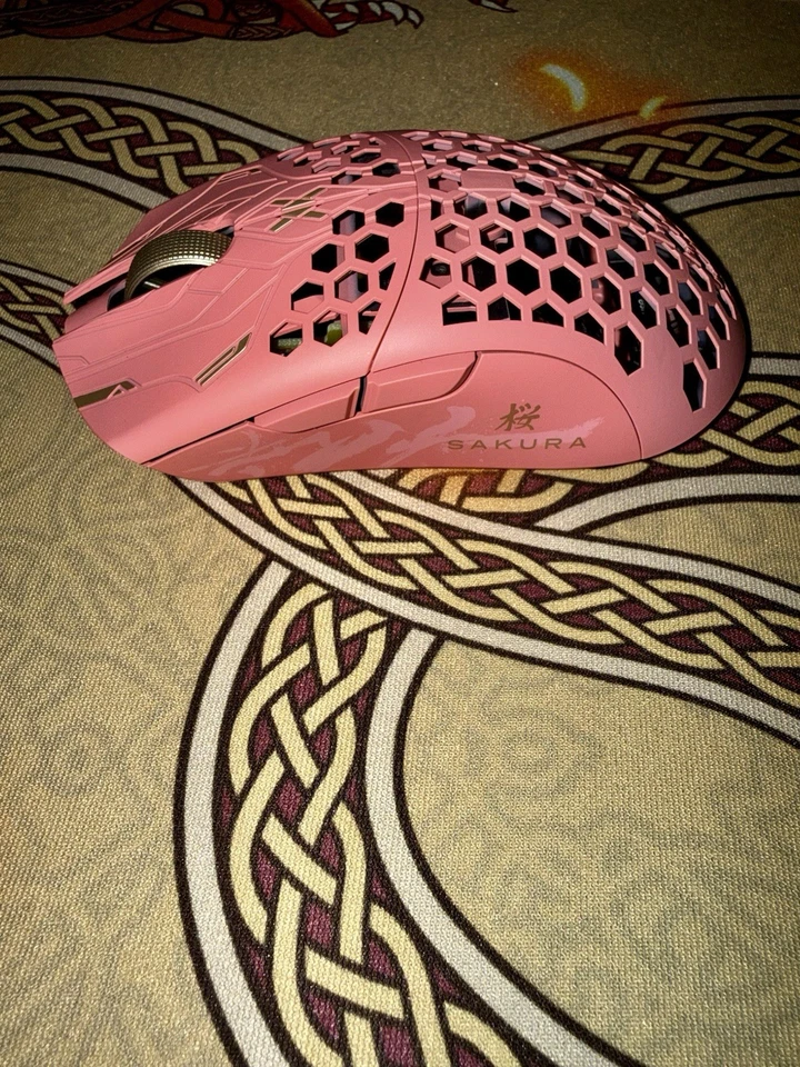 Finalmouse ULX Sakura Pink Gaming Mouse - Medium 10K Limited Edition - Brand New - Image 2 of 4