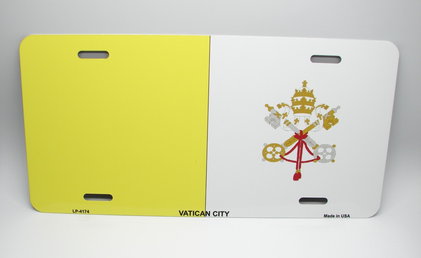 VATICAN FLAG METAL CAR LICENSE PLATE AUTOTAG.VATICAN CITY FLAG CAR