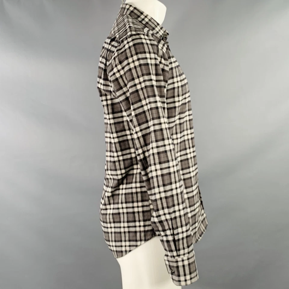 Camisa manga longa SPURR tamanho M preta branca xadrez algodão gola espalhada - Imagem 2 de 4