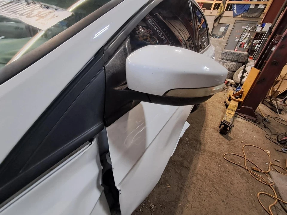 Used Front Left Door Interior Trim Panel fits: 2016 Ford Focus  Grade A Foto 4 de 4