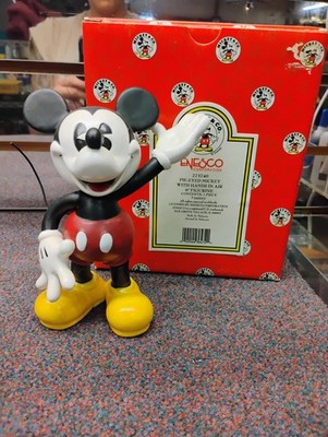 Disney Enesco #273759 Pie-Eyed Mickey Mouse w/ Hands to Side 6'' Figurine