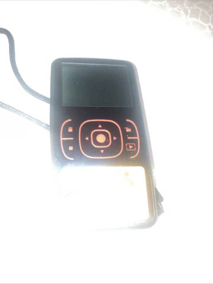 Kodak Zx1 Pocket Camcorder - Black/Red 720P HD - Image 2 of 4