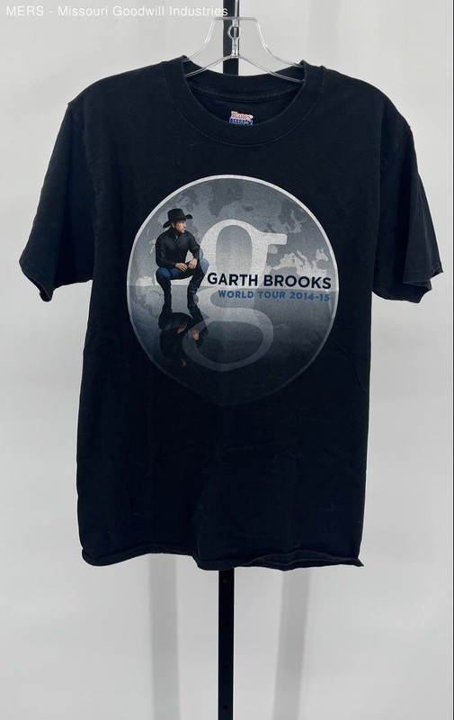 Hanes Black Graphic Garth Brooks World Tour 2014 2015 Short Sleeve T Shirt M