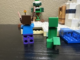 LEGO Minecraft: The Snow Hideout (21120) 100% Complete With Instructions A3