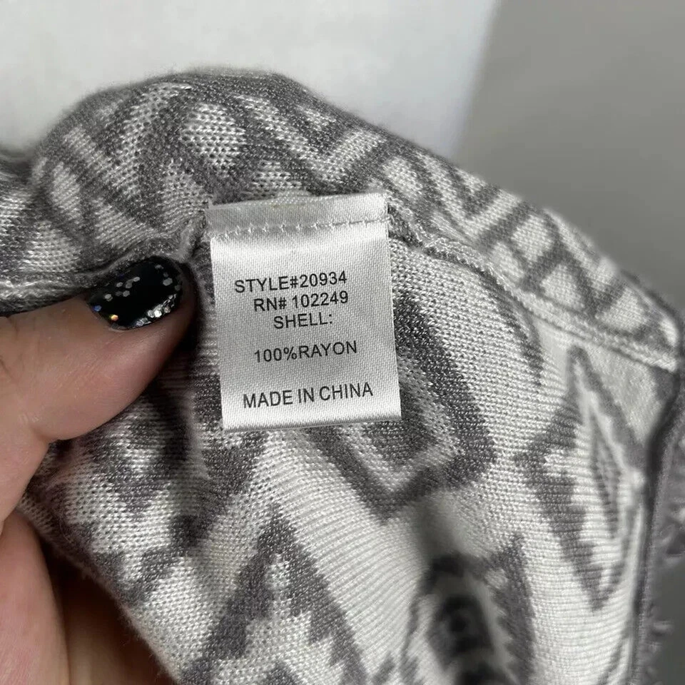 Cárdigan Suéter Plumero Grande Informal Skies are Blue Stitch Fix Gris Blanco Foto 4 de 4