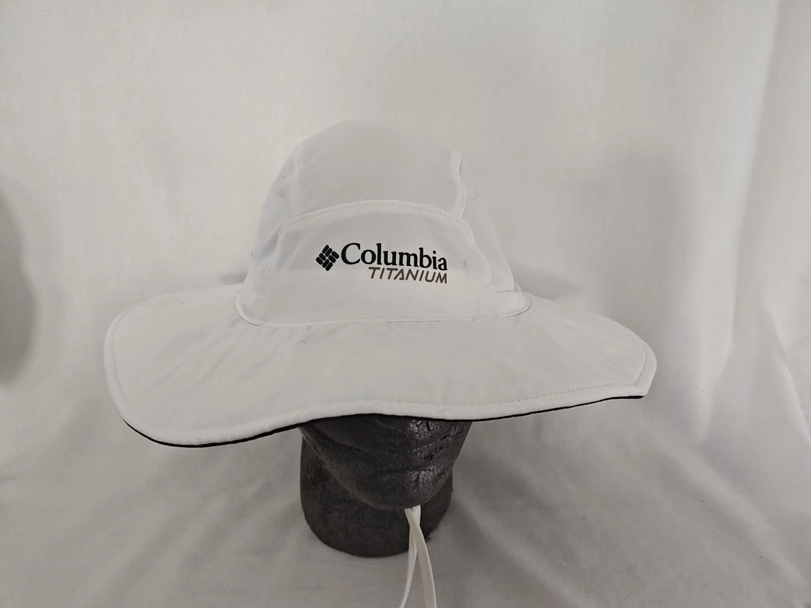 Columbia OmniTech Unisex Sun Hat Cool Adjustable Band Chin Strap White Sz Large