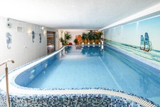Last Minute Reise Wellness Wochenende Ostsee Meerblick Strandhotel + GK Massage
