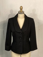 NIPON BOUTIQUE black 3 button front blazer size 4