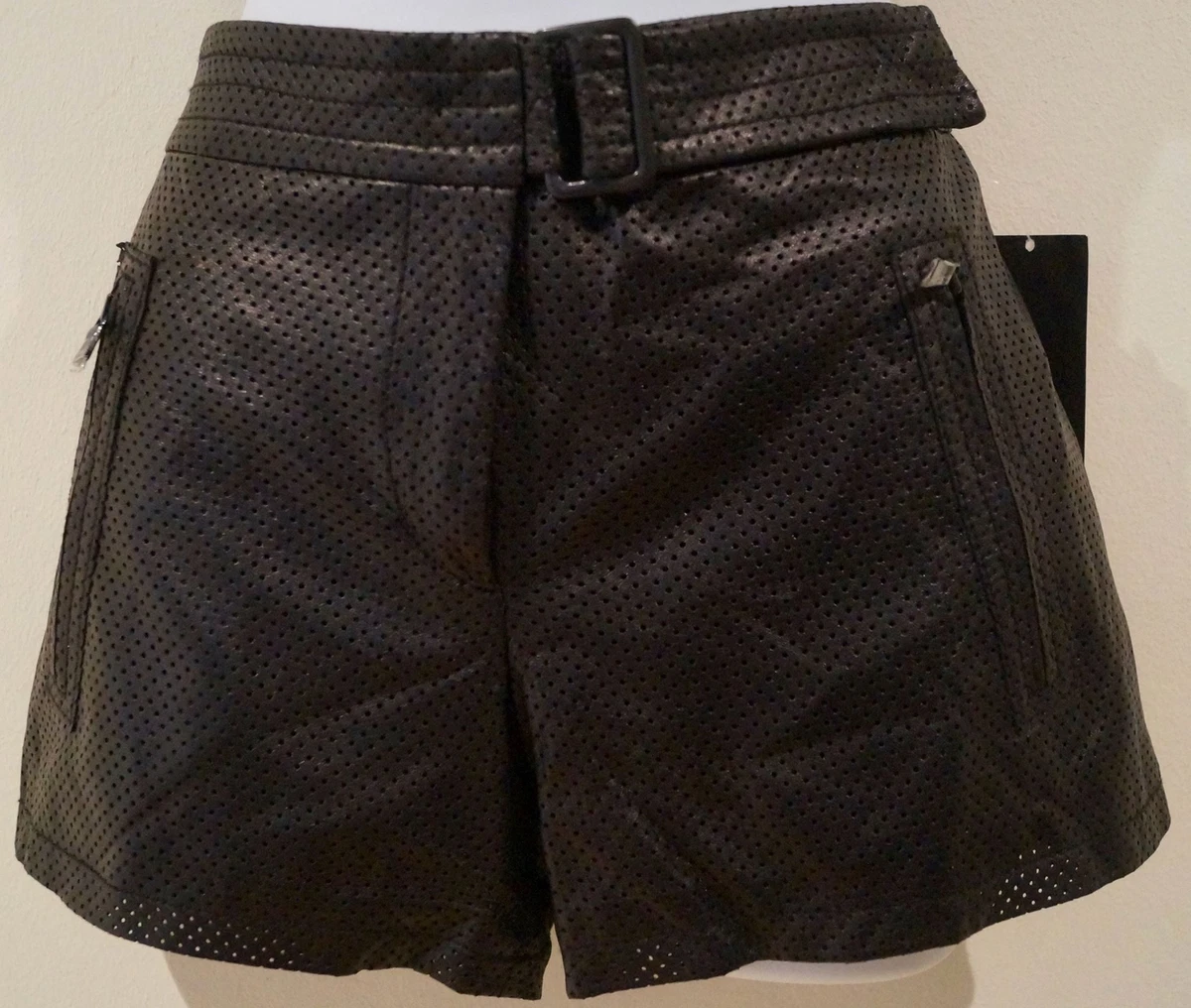 Size 26 shorts in us clearance