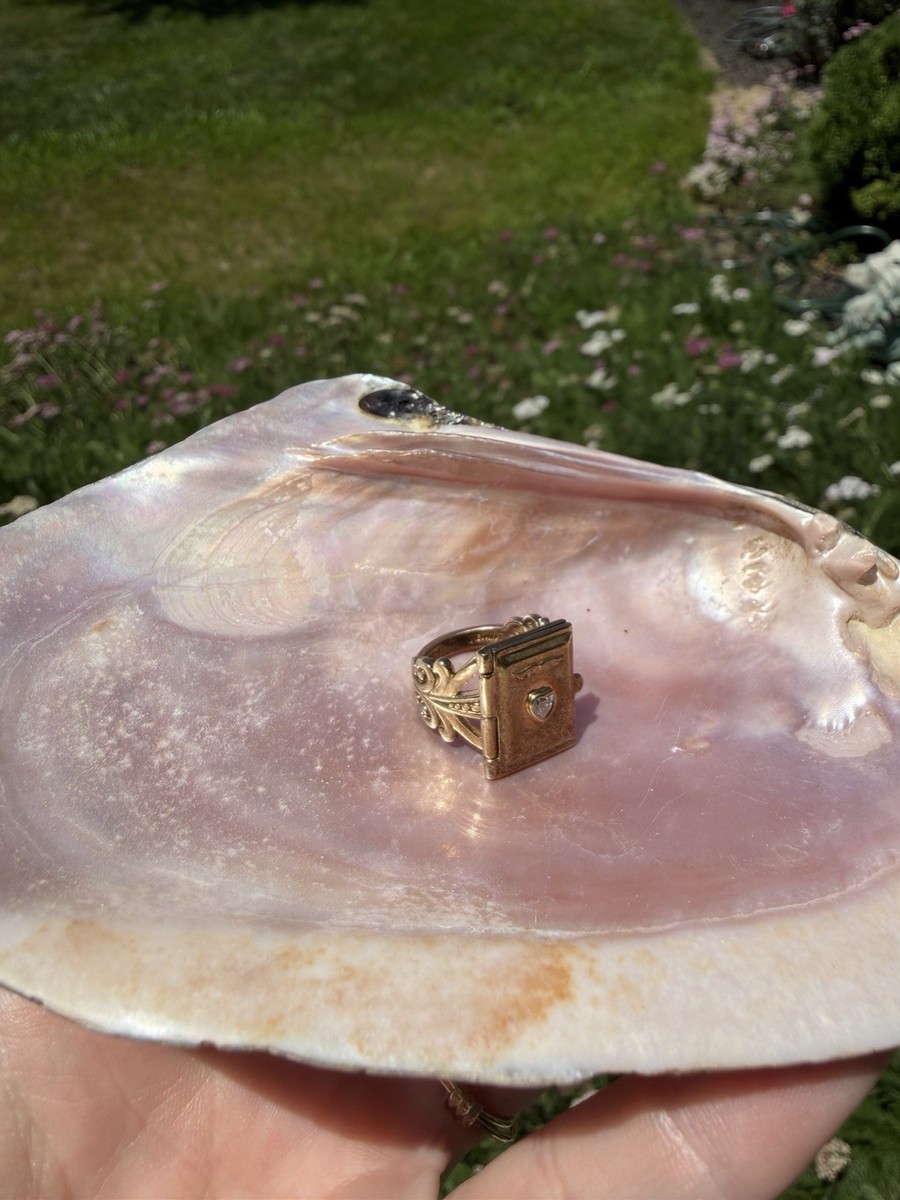 Stunning sterling silver gold plated locket ring