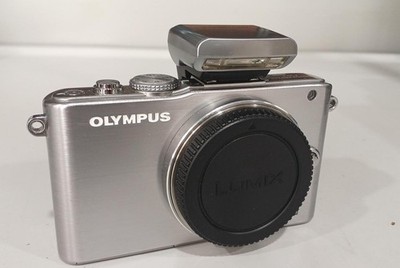 OLYMPUS E-PL3 Mirrorless Camera