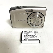 FUJIFILM FINEPIX F60 fd Compact Digital Camera with Minor LCD Scratch