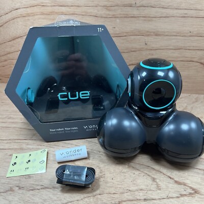 Wonder Workshop CUE Coding Cleverbot QU01-13 GREAT WORKING CONDITION 