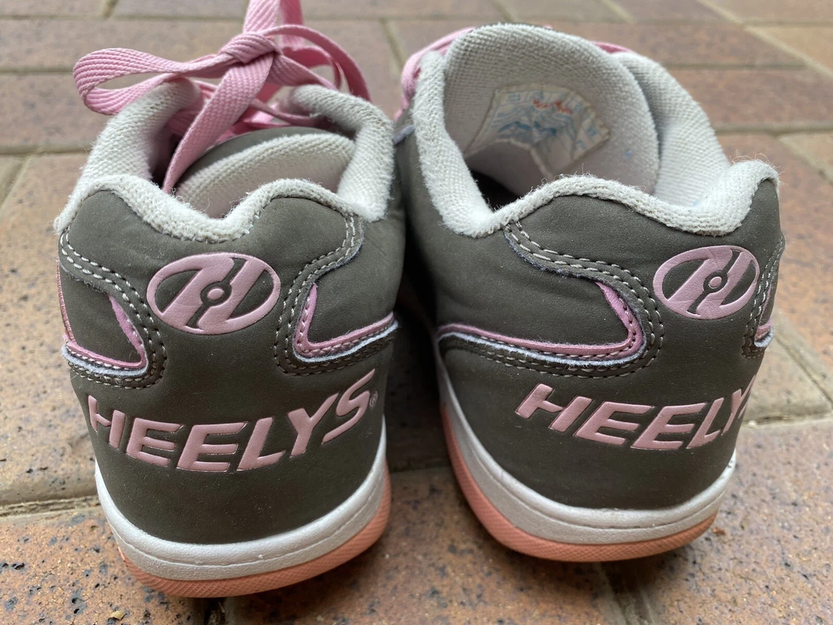 Grey and pink heelys sale