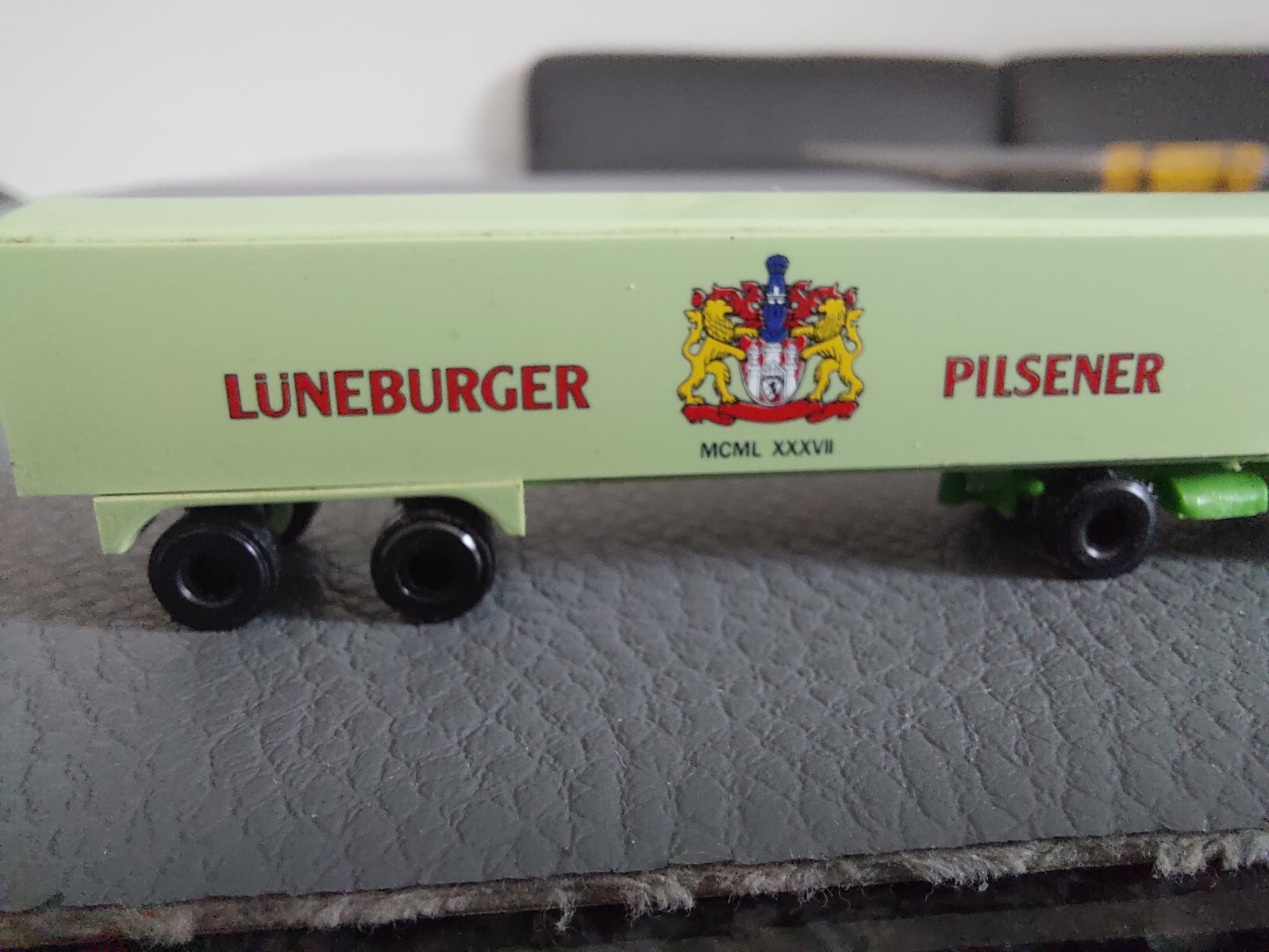 Bild 5 von 8