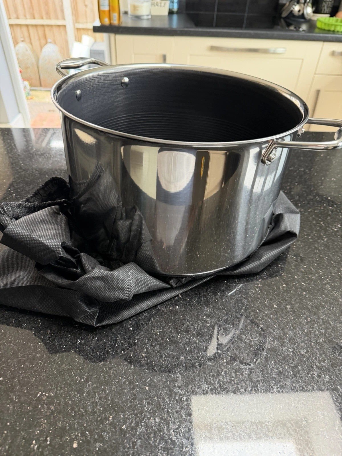 Hex Clad 10QT Hybrid Stock Pot With Lid (28cm)