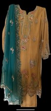Pakistani Three Piece Ladies Kameez Suit