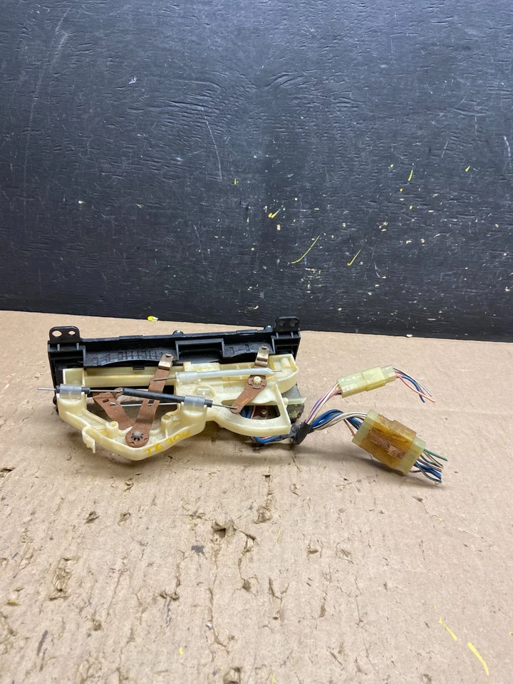 Toyota Tercel 1983 a 1987 panel de control climático aire acondicionado calefacción fabricante de equipos originales t6304 DG Foto 4 de 4