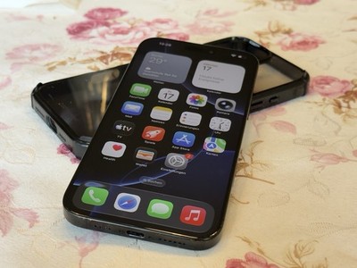 Apple iPhone 16 pro max 256 gb Black Titanium