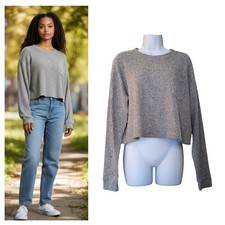 Wild Fable Womens Waffle Knit Crop Sweater Size M Gray Long Sleeve Front Pocket