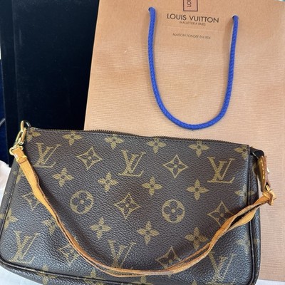 [EXC] Louis Vuitton Pochette Accessoires Monogram M51980 w/ Paper Bag