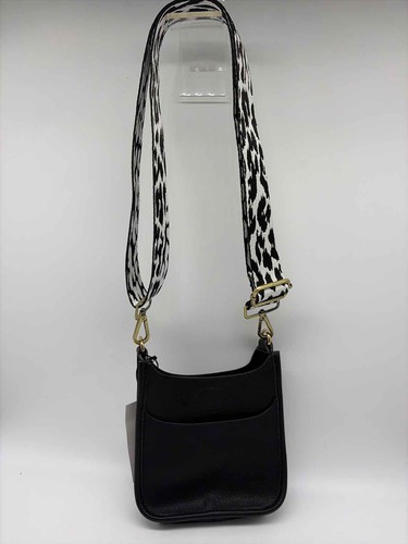Ah Dorned Black Crossbody Crossbody
