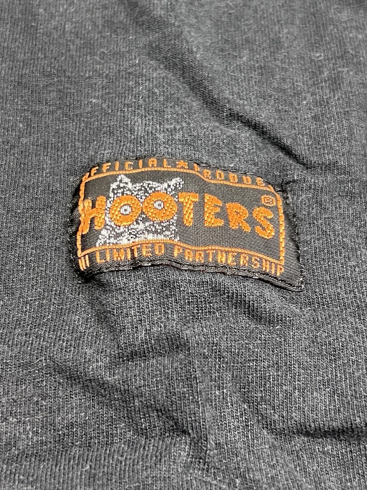 Camiseta de beisebol vintage Hooters corujas preta adulto tamanho XL restaurante novidade - Imagem 4 de 4