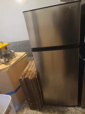 Stainless Steel Refrigerator Affordable- Reliable Local Pickup