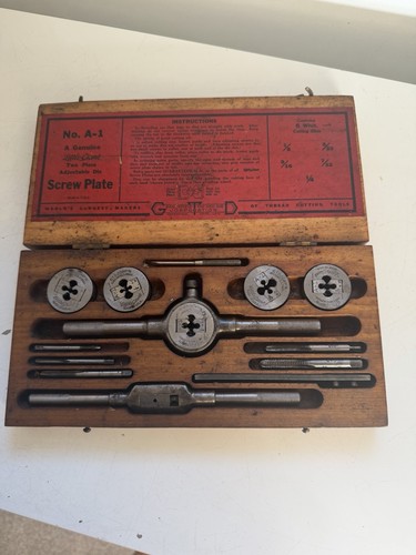 Vintage Greenfield Little Giant No A-1 Screw Plate Tap Die Tool Set W/ Wood Case