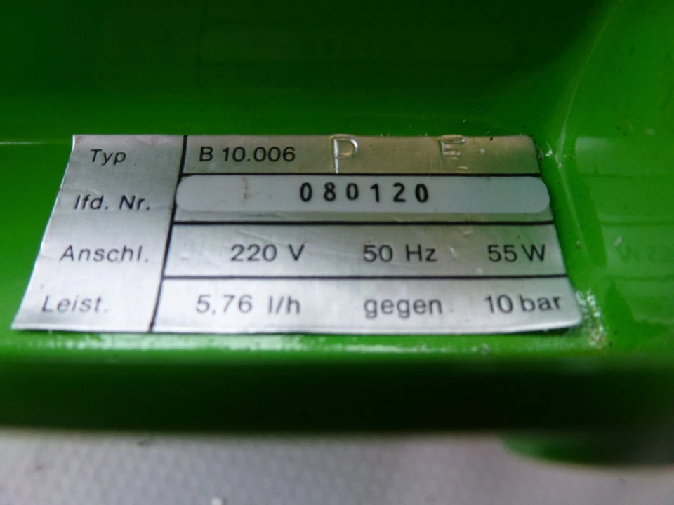 ProMinent Dosierpumpe B10.006, Leistung 5,76 l/h gegen 10bar, 220V, 50Hz, 55W - Bild 3 von 4