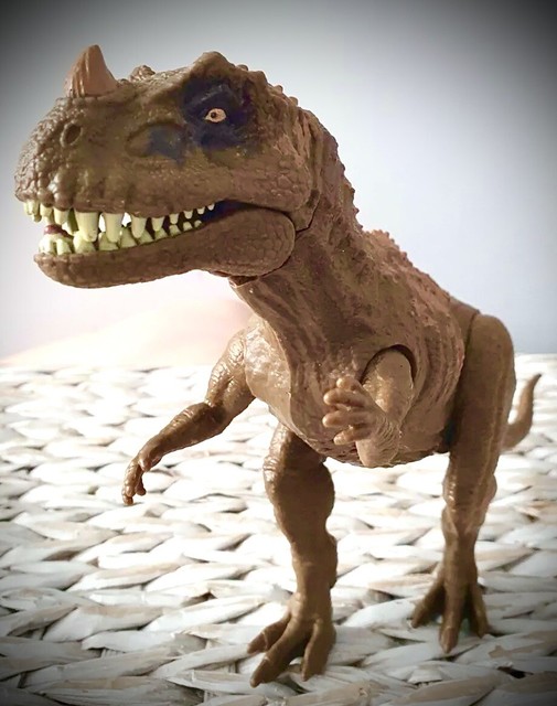 jurassic world fallen kingdom ceratosaurus toy