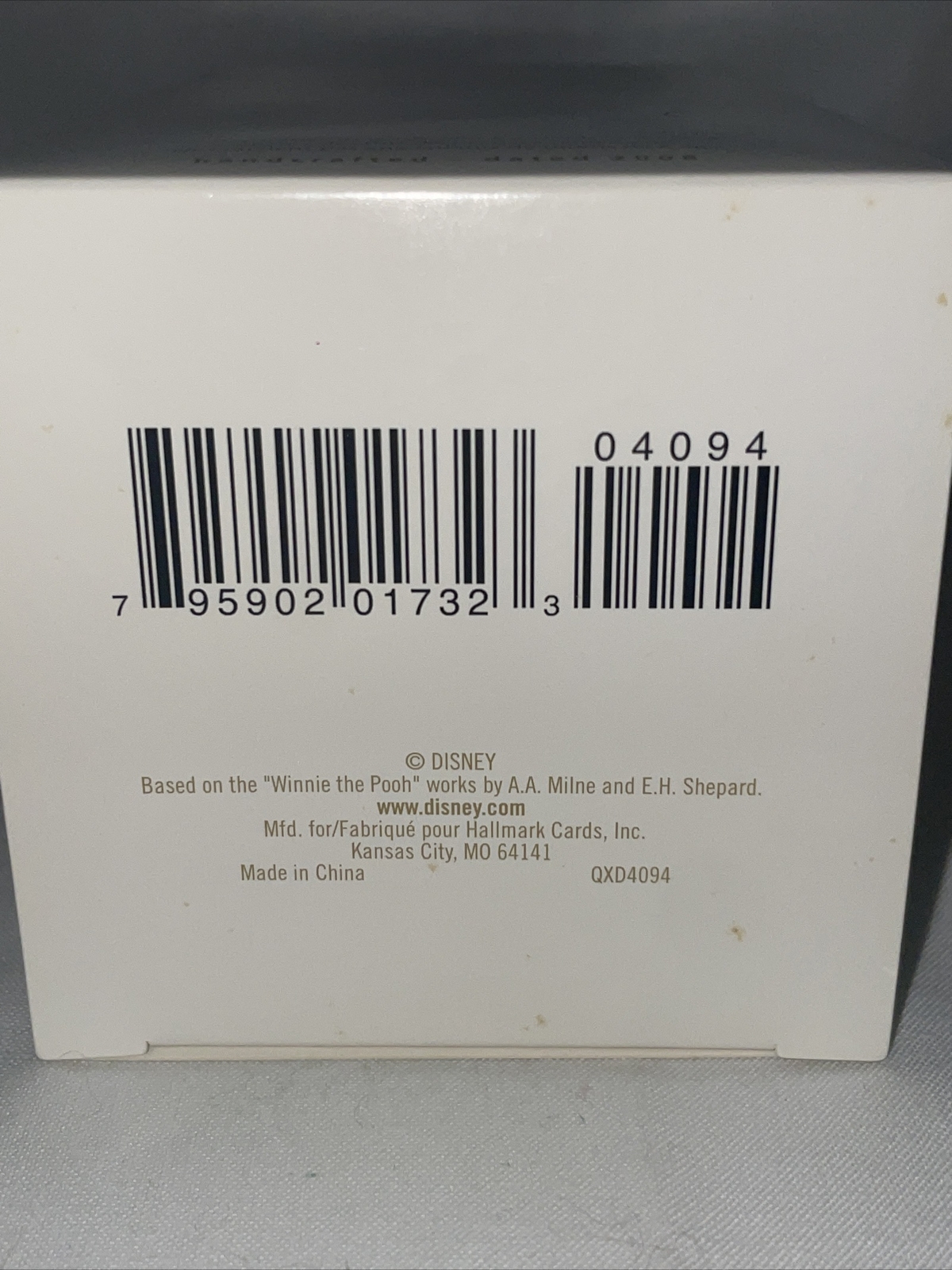 Hallmark Keepsake Ornament 2008 Pound Pondering  Winnie The Pooh NIB