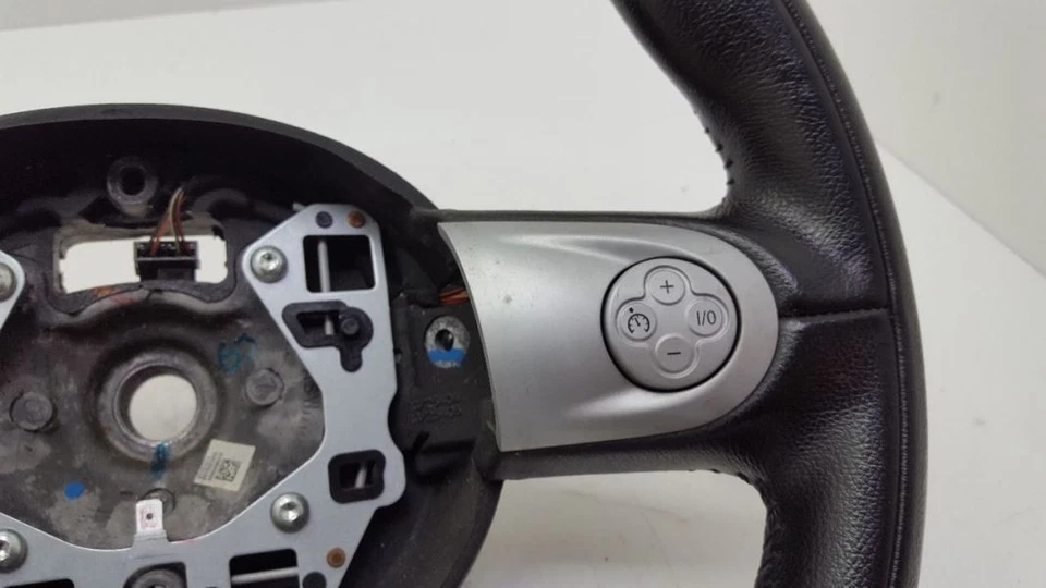 Steering Wheel 2009 Mini Cooper Clubman 533561 Foto 3 de 4