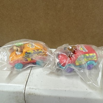 Lot 2 Crazy Racer Free Wheelers Scooby Doo, Yogi Bear  Days Inn ZA5