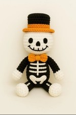 NUR STRICKANLEITUNG - Halloween Mr Funnybones das Skelett 15 cm Spielzeug Pl&uuml;sch