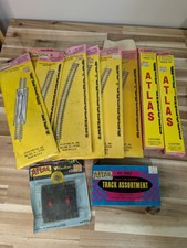 Atlas HO Scale Tracks Lot Straight 21 and 40 Radius 36 Rerailer 44 Plus Twin
