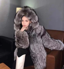 Luxury Women's Winter Fox Fur Coat Faux Fur Jacket Collared Outwear