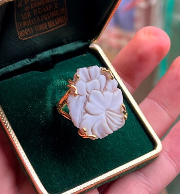 handcrafted ring shell cameo made in italy daisy flower engraving