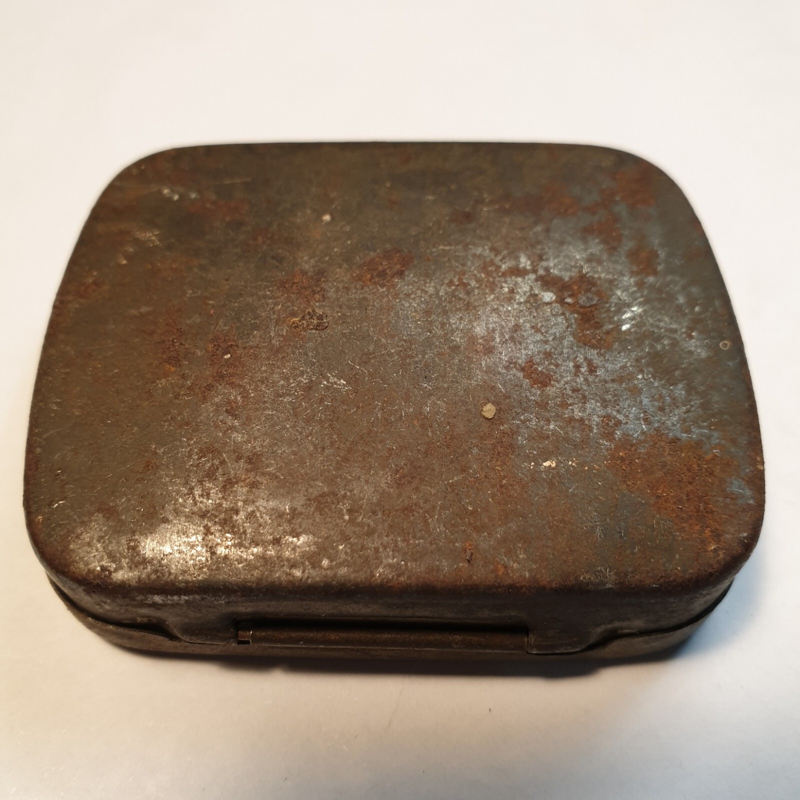 Vintage Bifurcated Rivets Assorted No 9 Tin, made in England Aylesbury