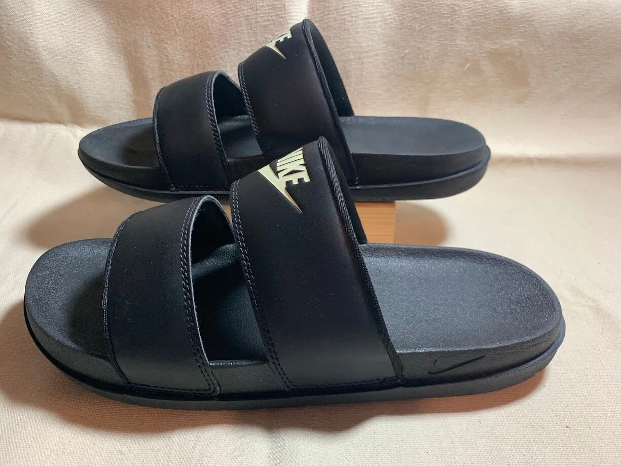 Scivoli Nike Offcourt Duo da donna nero bianco taglia:6 #DC0496 001