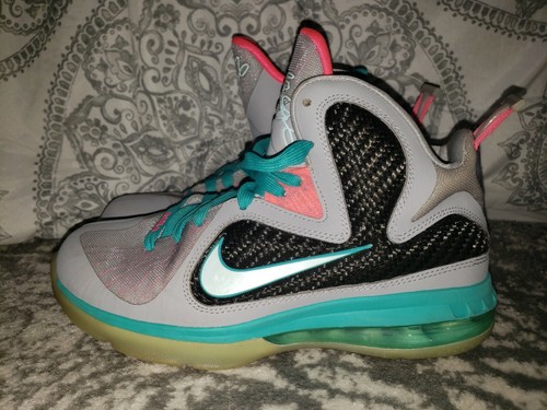 Nike Lebron 9 Elite South Beach Size 6Y 