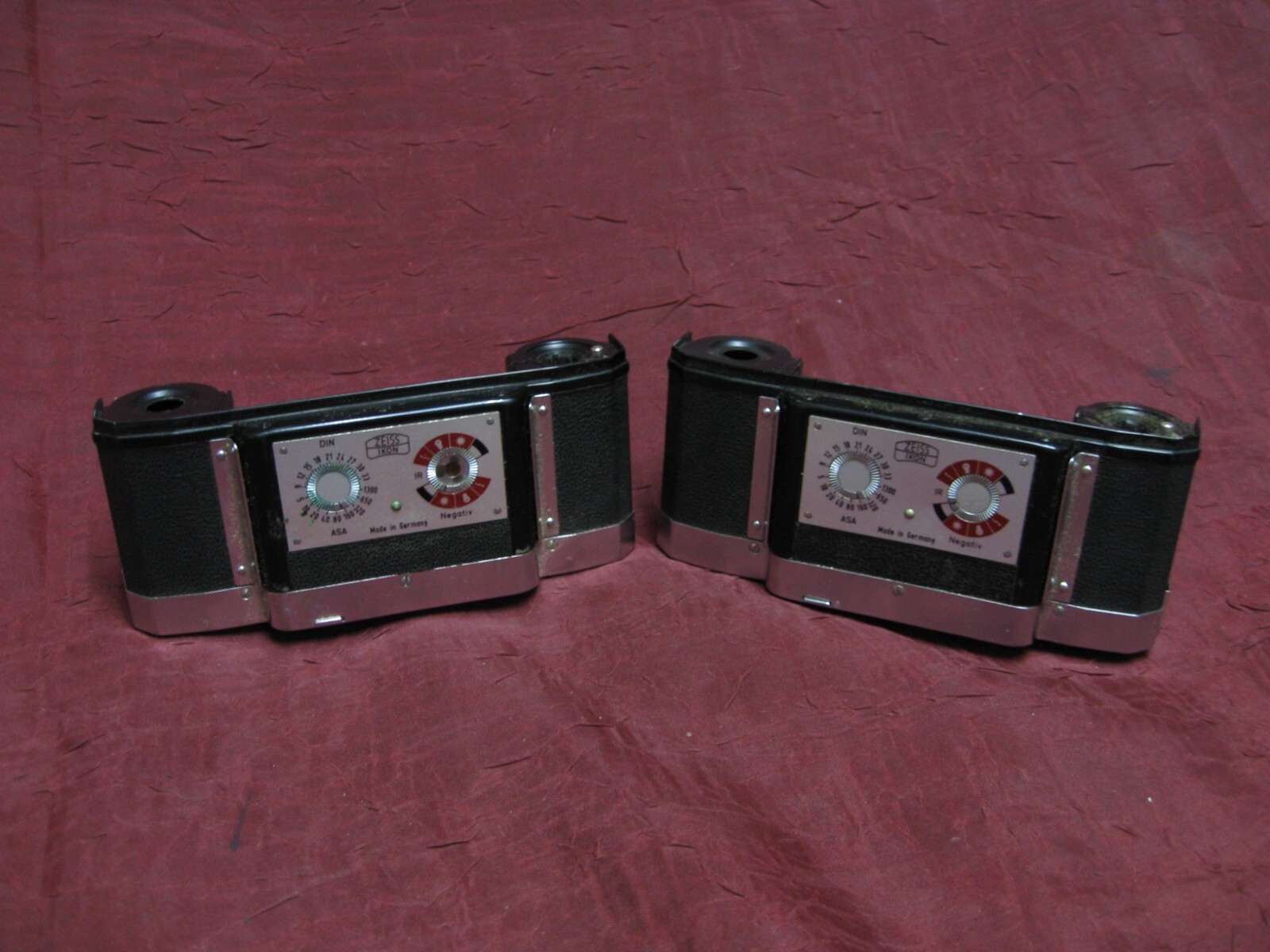 lot 2 Interchangeable Contax CONTAREX super film back cover Zeiss Ikon MAGAZINE